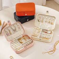 CLEARANCE: Random Color PU Travel Jewelry Box – 2 Sizes